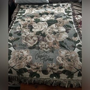 1997 Simply Country Glynda Turley Magnolias 45”x64" Throw Blanket Afghan